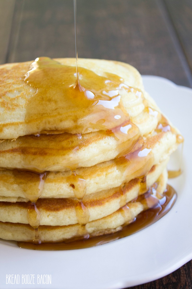 We love starting our mornings with these oh so fluffy Homemade Pancakes!