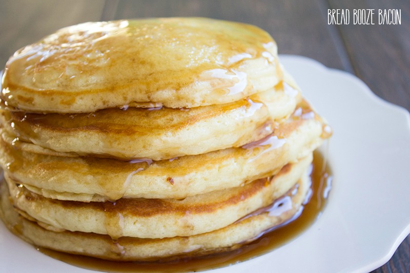 We love starting our mornings with these oh so fluffy Homemade Pancakes!