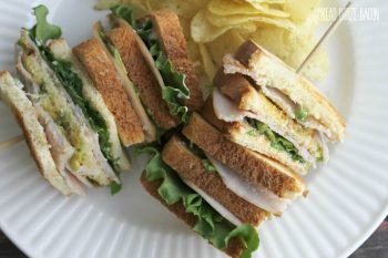 You'll fall in love the fresh flavors in this Green Chili & Avocado Turkey Club! A little spicy, a little creamy, and totally delicious!