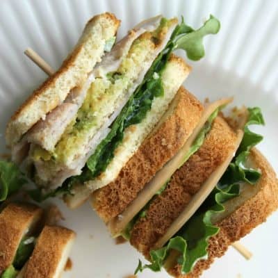 You'll fall in love the fresh flavors in this Green Chili & Avocado Turkey Club! A little spicy, a little creamy, and totally delicious!