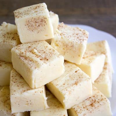 Buttered Rum Fudge is a sinfully good treat you won't be able to stop eating! Full of seasonal flavors, this easy dessert is perfect for the holidays!