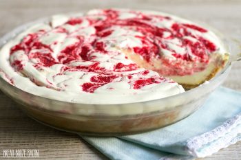 No Bake Strawberry Lemonade Pie is an easy to make dessert with bright citrus & berry flavors everyone loves!