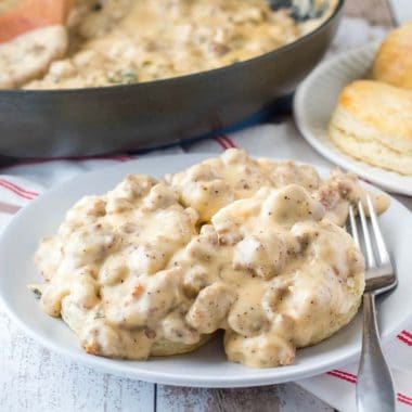 When it comes to weekend brunch, nothing beats a homemade Southern Sausage Gravy Recipe! This creamy, peppery gravy is comfort food at its finest!