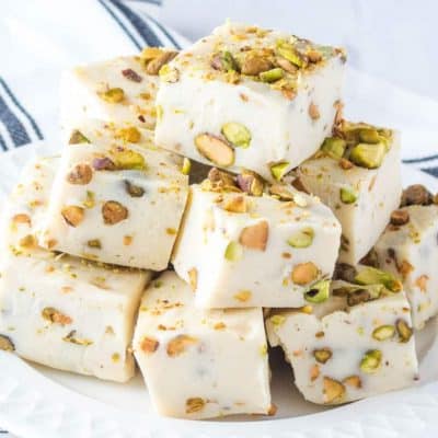 Irish Cream Pistachio Fudge is the perfect combination of booze and white chocolate. It's the perfect indulgence when your sweet tooth kicks in!